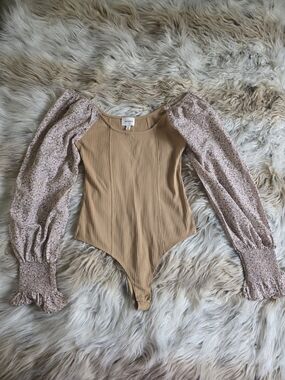 HEYSON Boho Floral Taupe Bodysuit